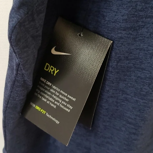 Nike loose fit tank top - Picture 4 of 9